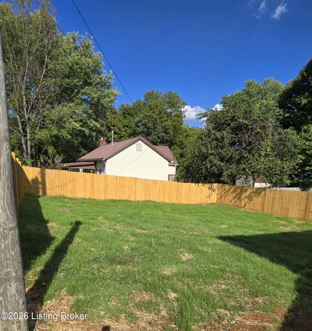 215 E Brown St, Elizabethtown, KY 42701