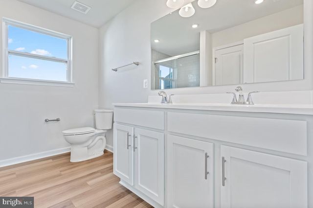 000 JOUETT STREET, Ranson, WV 25438