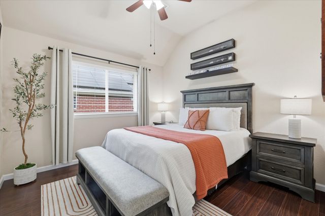 4604 Farringdon Lane, Mckinney, TX 75070