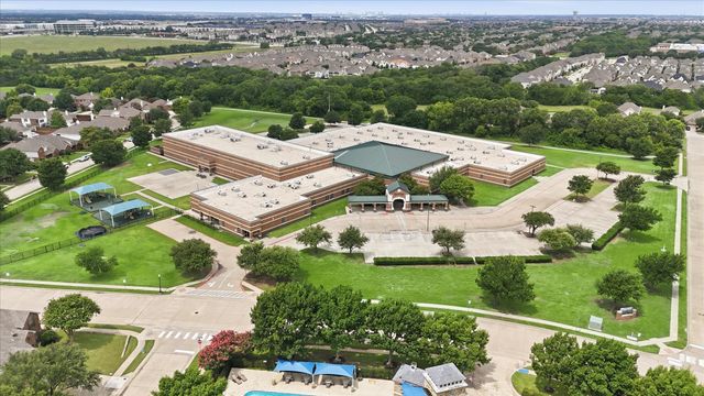 4604 Farringdon Lane, Mckinney, TX 75070