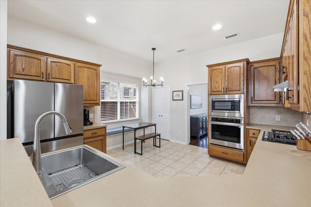 4604 Farringdon Lane, Mckinney, TX 75070