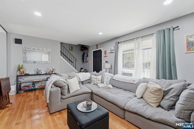312 Littleton Avenue 804, Newark, NJ 07103