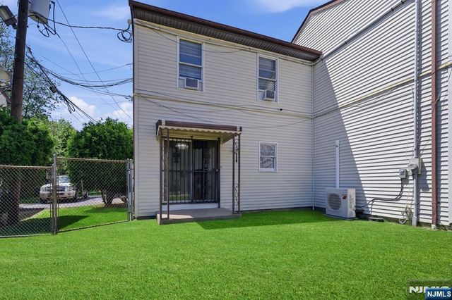 312 Littleton Avenue 804, Newark, NJ 07103