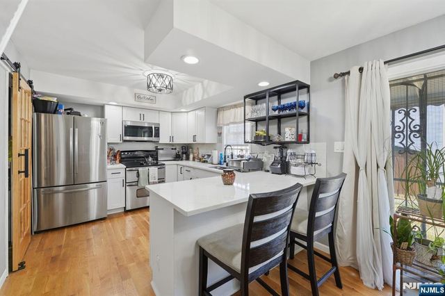 312 Littleton Avenue 804, Newark, NJ 07103