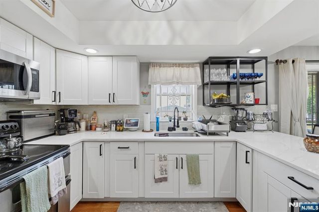 312 Littleton Avenue 804, Newark, NJ 07103