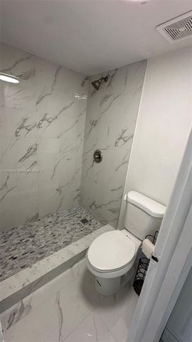 10425 SW 112th Avenue 315, Miami, FL 33176