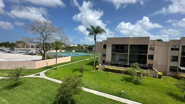 10425 SW 112th Avenue 315, Miami, FL 33176