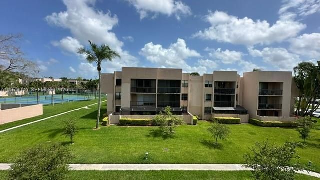 10425 SW 112th Avenue 315, Miami, FL 33176