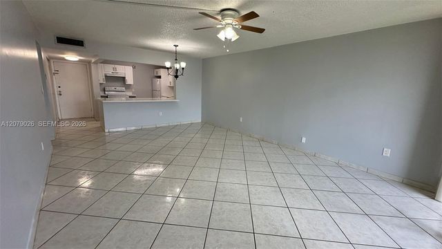 10425 SW 112th Avenue 315, Miami, FL 33176