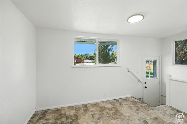 325 W 300 N, Hyrum, UT 84319