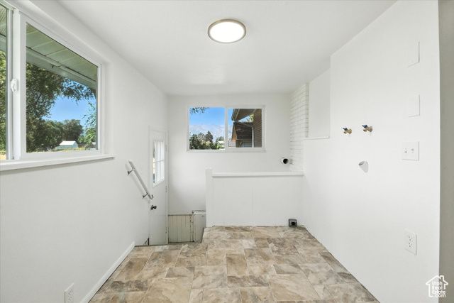 325 W 300 N, Hyrum, UT 84319