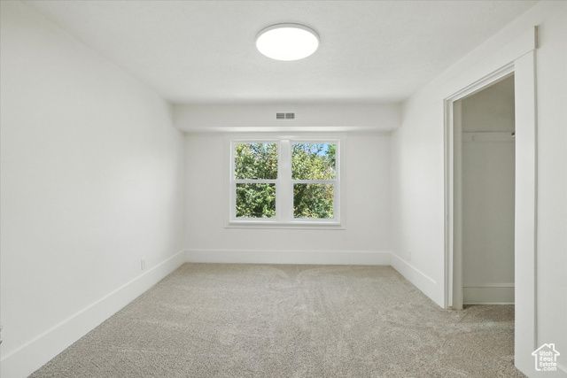 325 W 300 N, Hyrum, UT 84319