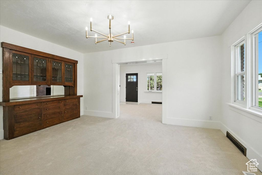 Image 11 of property listing at 325 W 300 N, Hyrum, UT 84319
