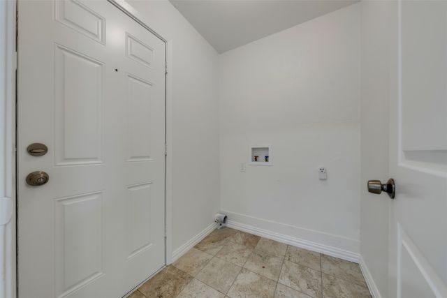 6401 Loydhill Lane, Fort Worth, TX 76135