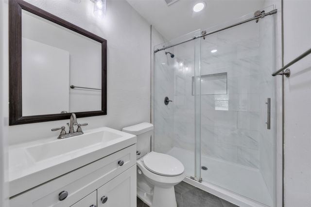 6401 Loydhill Lane, Fort Worth, TX 76135