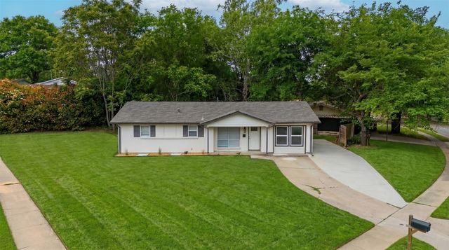 6401 Loydhill Lane, Fort Worth, TX 76135