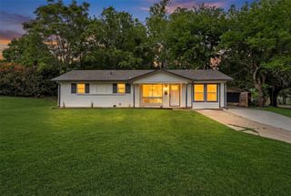 6401 Loydhill Lane, Fort Worth, TX 76135