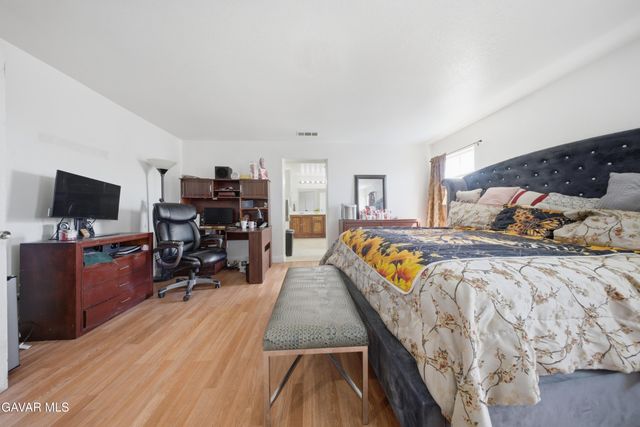 38302 Debonair Way, Palmdale, CA 93552