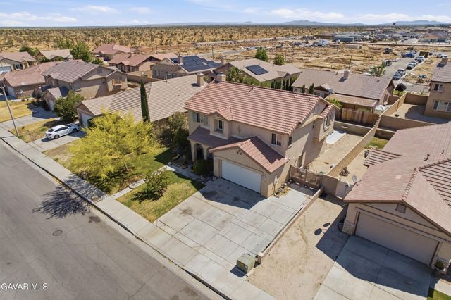 38302 Debonair Way, Palmdale, CA 93552