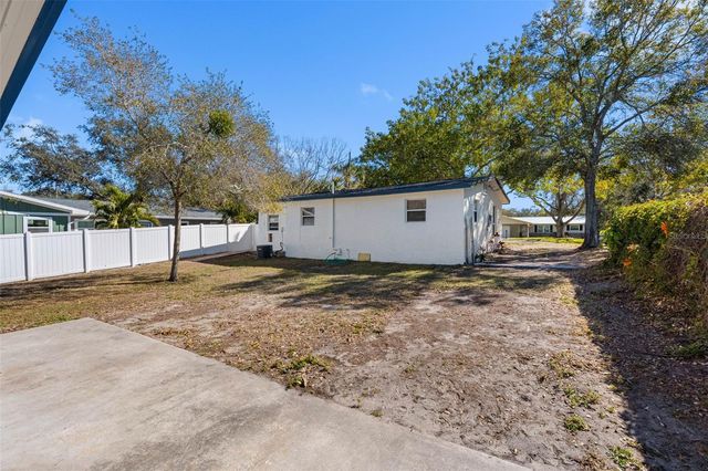 1341 NEW YORK AVENUE, Palm Harbor, FL 34683