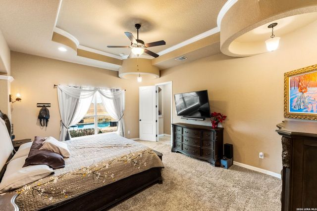 258 Triple R, La Vernia, TX 78121