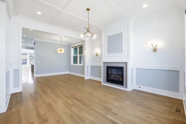 3721 W Wabansia Avenue, Chicago, IL 60647