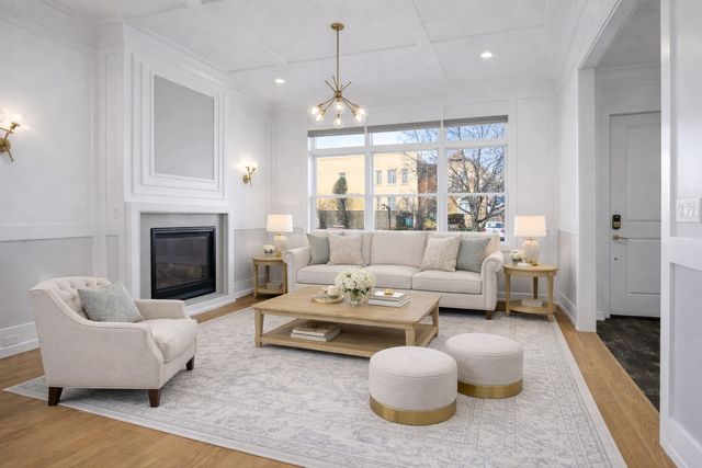 3721 W Wabansia Avenue, Chicago, IL 60647