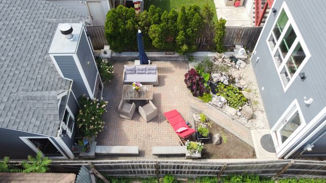 3721 W Wabansia Avenue, Chicago, IL 60647