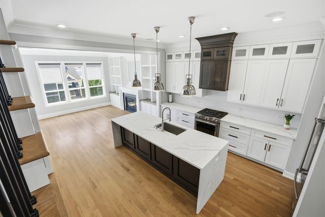 3721 W Wabansia Avenue, Chicago, IL 60647