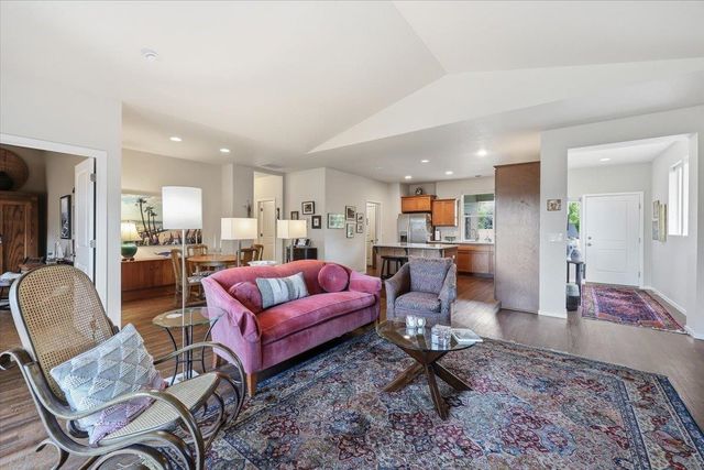 6007 W Melrose Ln, Spokane, WA 99208