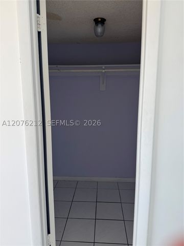 1855 W 60th St 249, Hialeah, FL 33012