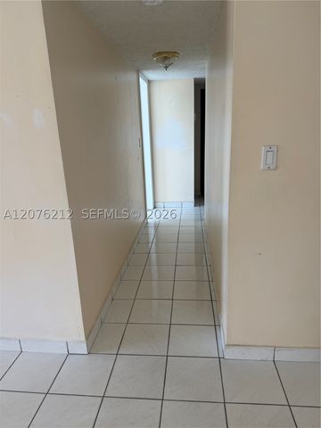 1855 W 60th St 249, Hialeah, FL 33012