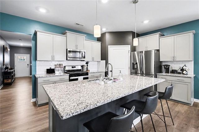 4113 Limestone Court, Clemmons, NC 27012