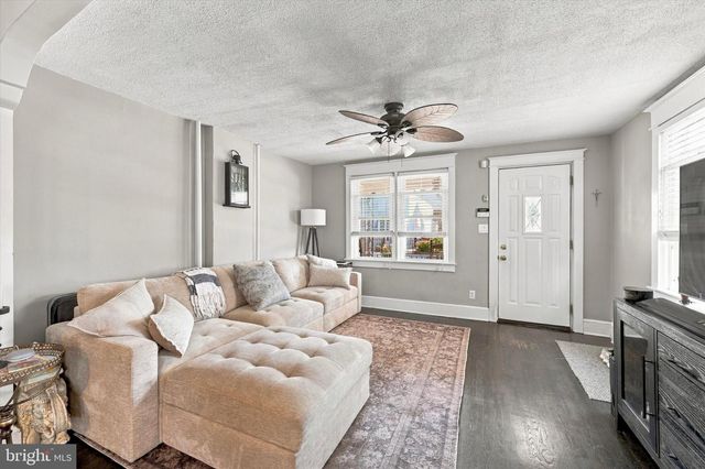 420 WASHINGTON ST, Bristol, PA 19007
