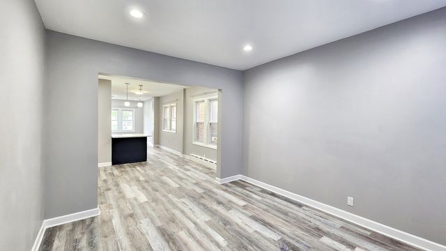 4045 N Moody Avenue 1, Chicago, IL 60634