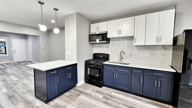 4045 N Moody Avenue 1, Chicago, IL 60634