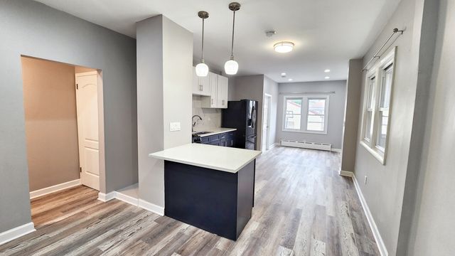 4045 N Moody Avenue 1, Chicago, IL 60634