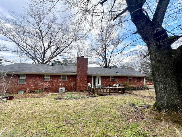 203 Mockingbird Lane, Russellville, AR 72801