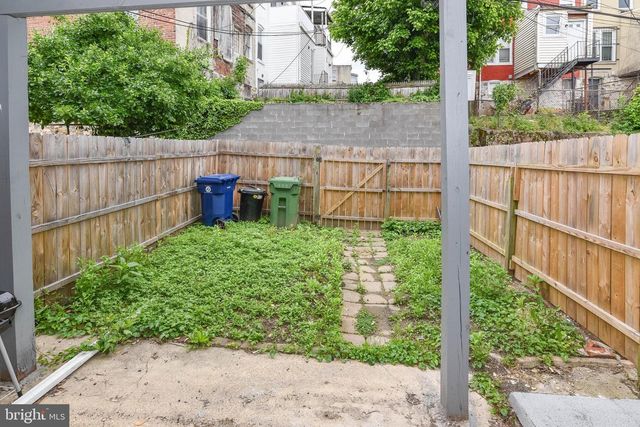 1081 ELLICOTT DR, Baltimore, MD 21216