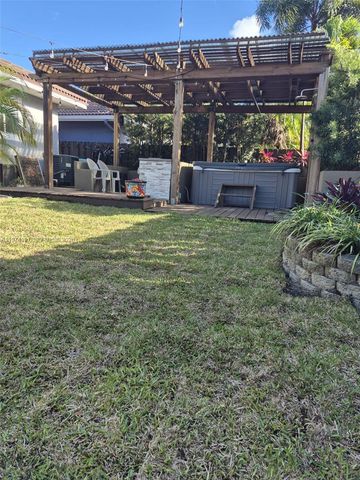 2908 N 36th Ave, Hollywood, FL 33021