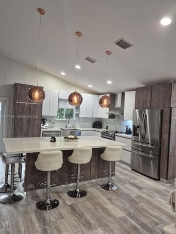 2908 N 36th Ave, Hollywood, FL 33021