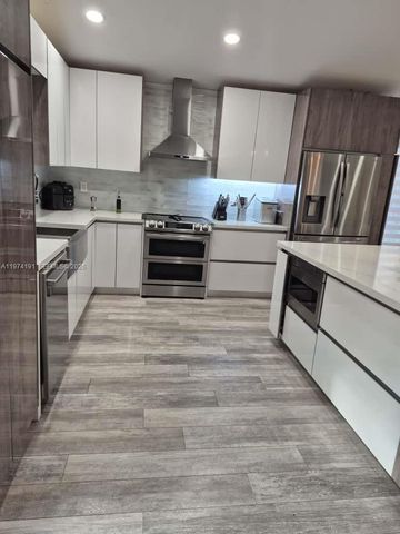 2908 N 36th Ave, Hollywood, FL 33021