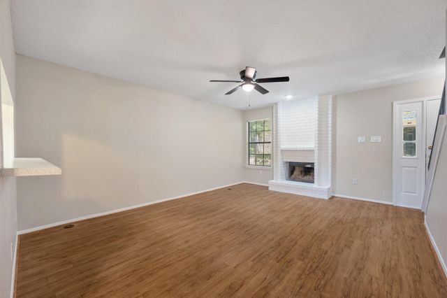 8400 Jamestown DR 426, Austin, TX 78758