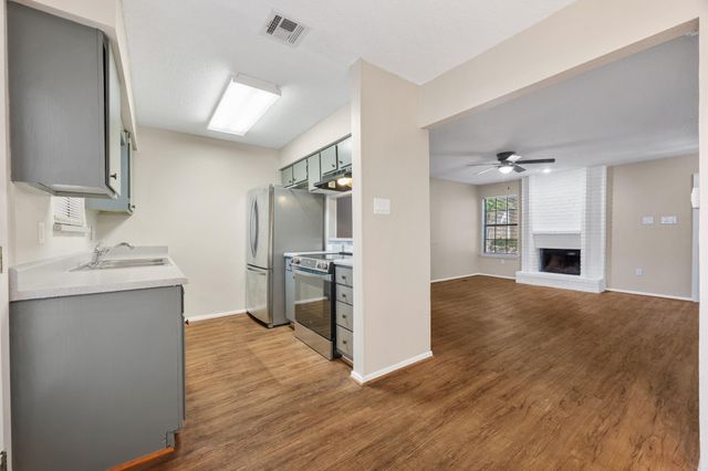8400 Jamestown DR 426, Austin, TX 78758