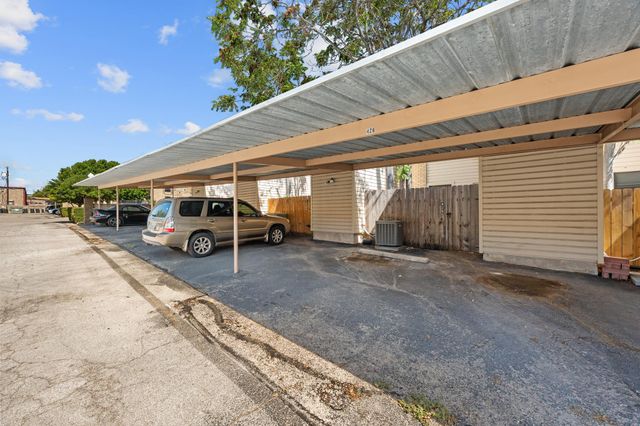8400 Jamestown DR 426, Austin, TX 78758