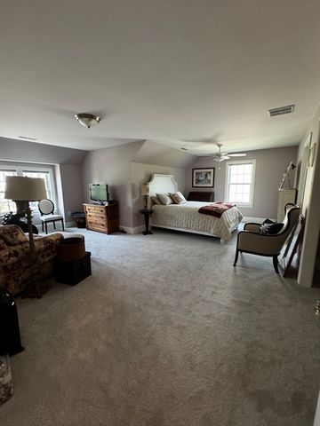13 Taylor Cove Dr 13, Andover, MA 01810