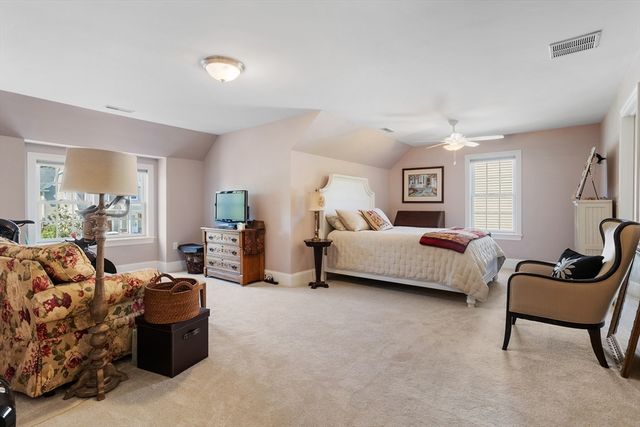 13 Taylor Cove Dr 13, Andover, MA 01810