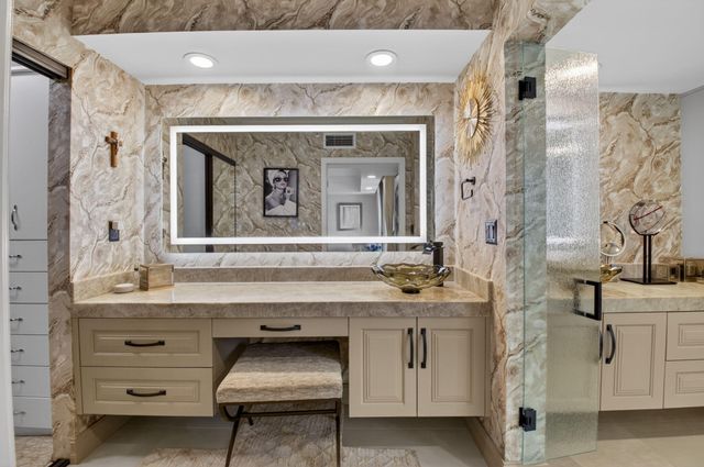 100 SE 5th Avenue Ph 7, Boca Raton, FL 33432