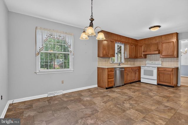 1420 WYNNEWOOD DR, Lancaster, PA 17601