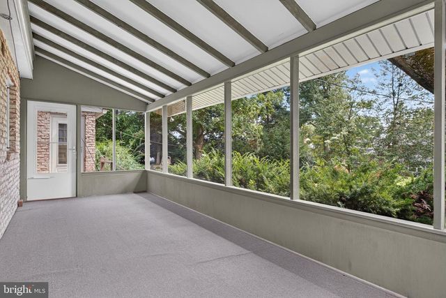 1420 WYNNEWOOD DR, Lancaster, PA 17601